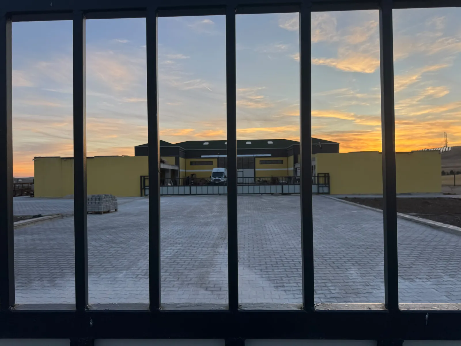 Akoglu depo dis gorunum – Akoğlu Nakliyat
